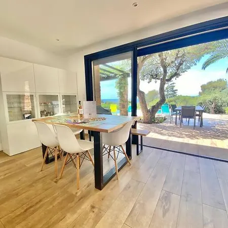 Malo Vue Mer Avec Piscine 6 Pax * Saint-Raphaël