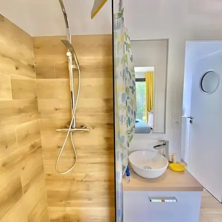 Malo Vue Mer Avec Piscine 6 Pax Βίλα Saint-Raphaël